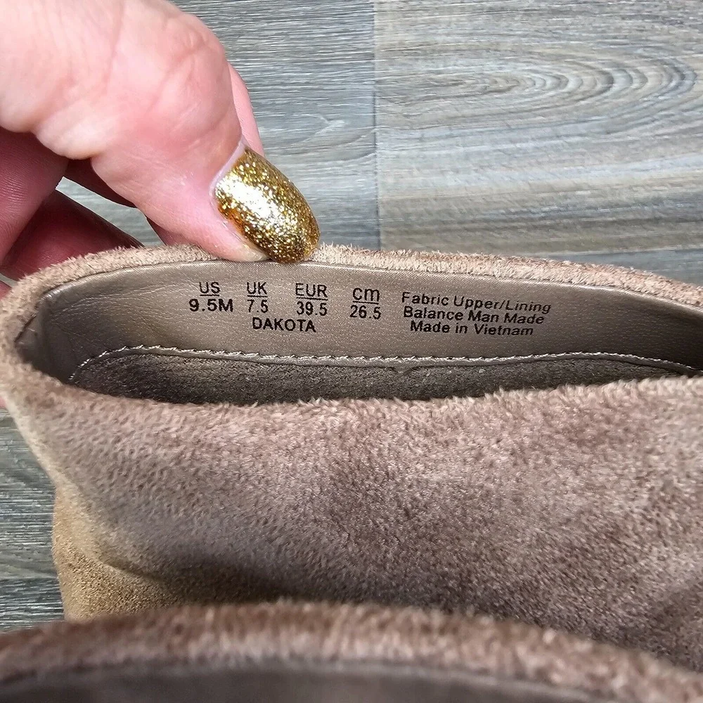Dr Scholls Dakota Suede Leather Wedge Boots Shoes Women's 9.5 Brown Taupe Tassel